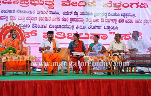 Thousands stand in support of Sowjanya in Belthangady